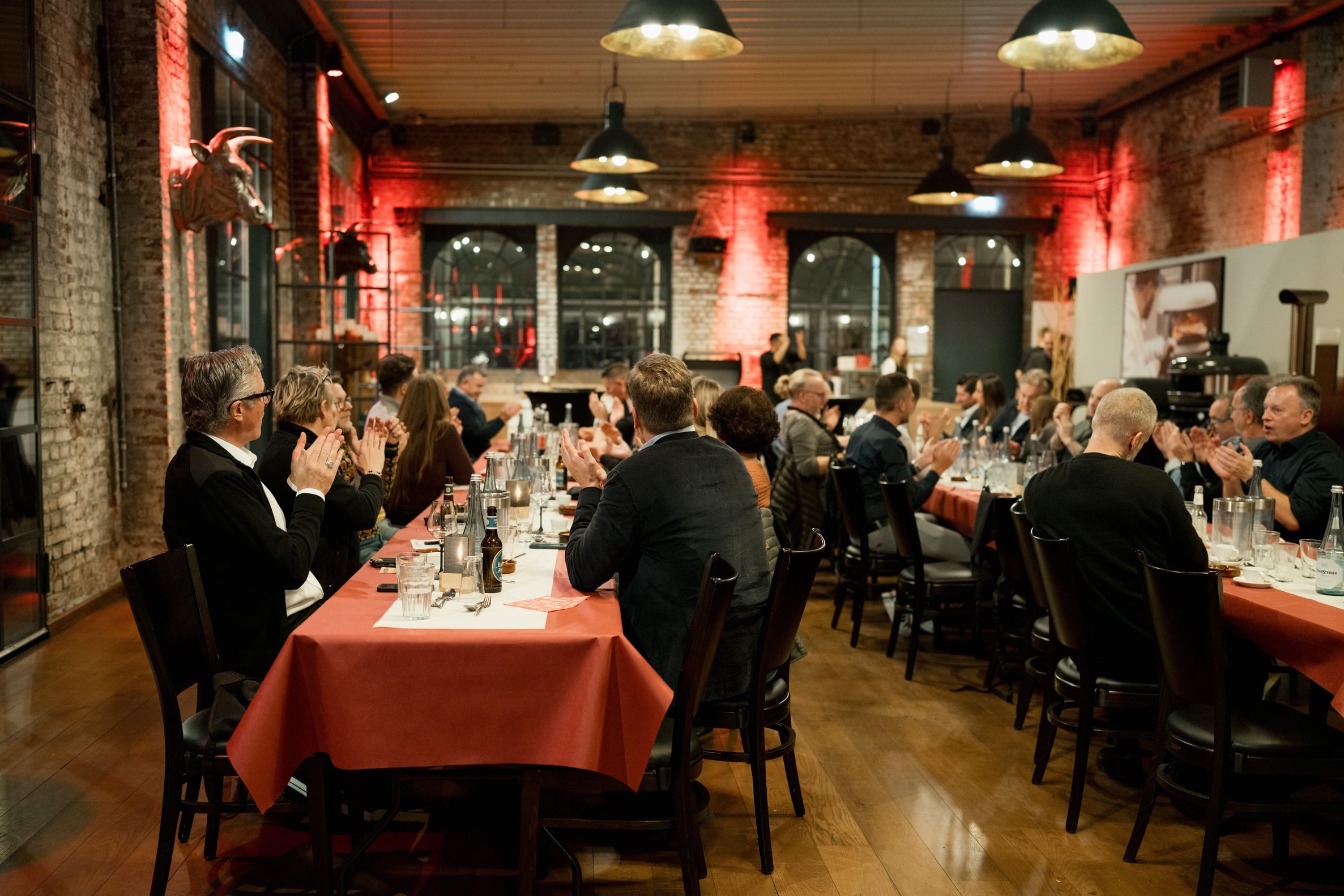 606 – ev_santos_business_102025_-_TK17004
